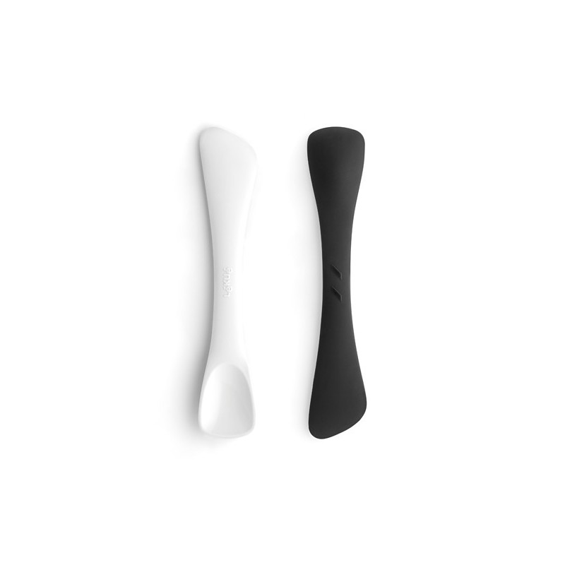 Cuillère et spatule blanche